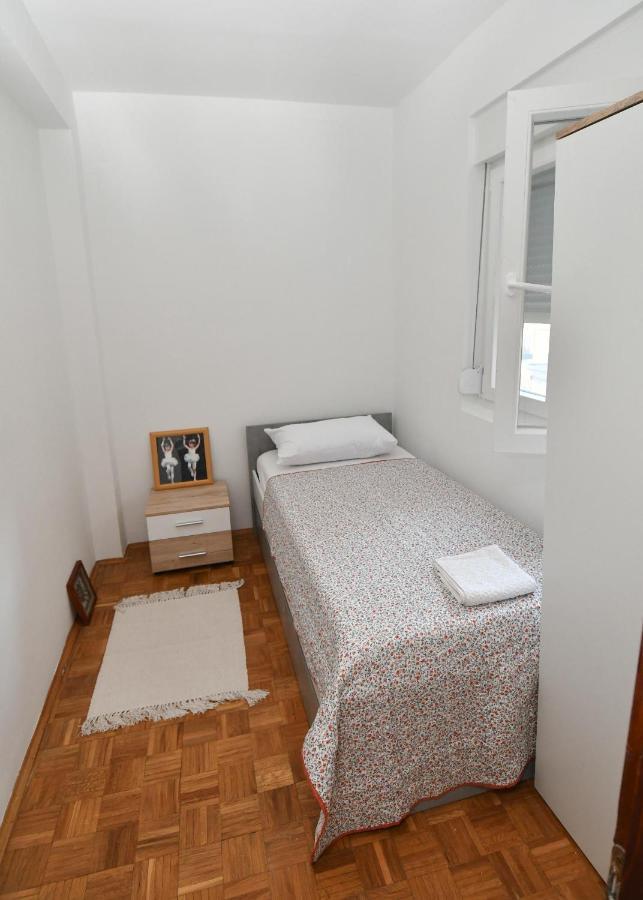 Apartmani Dora Duboka Luaran gambar