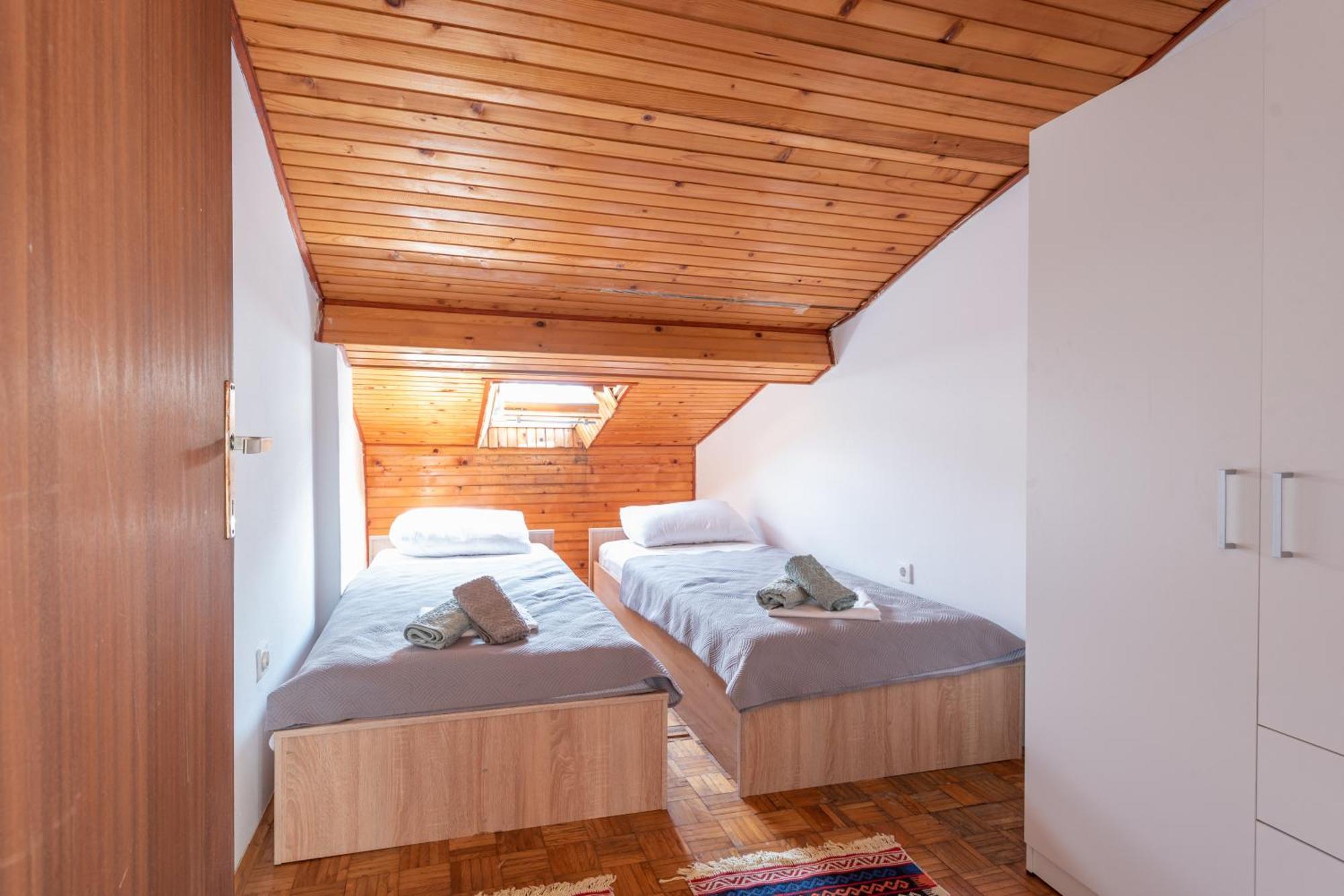 Apartmani Dora Duboka Luaran gambar